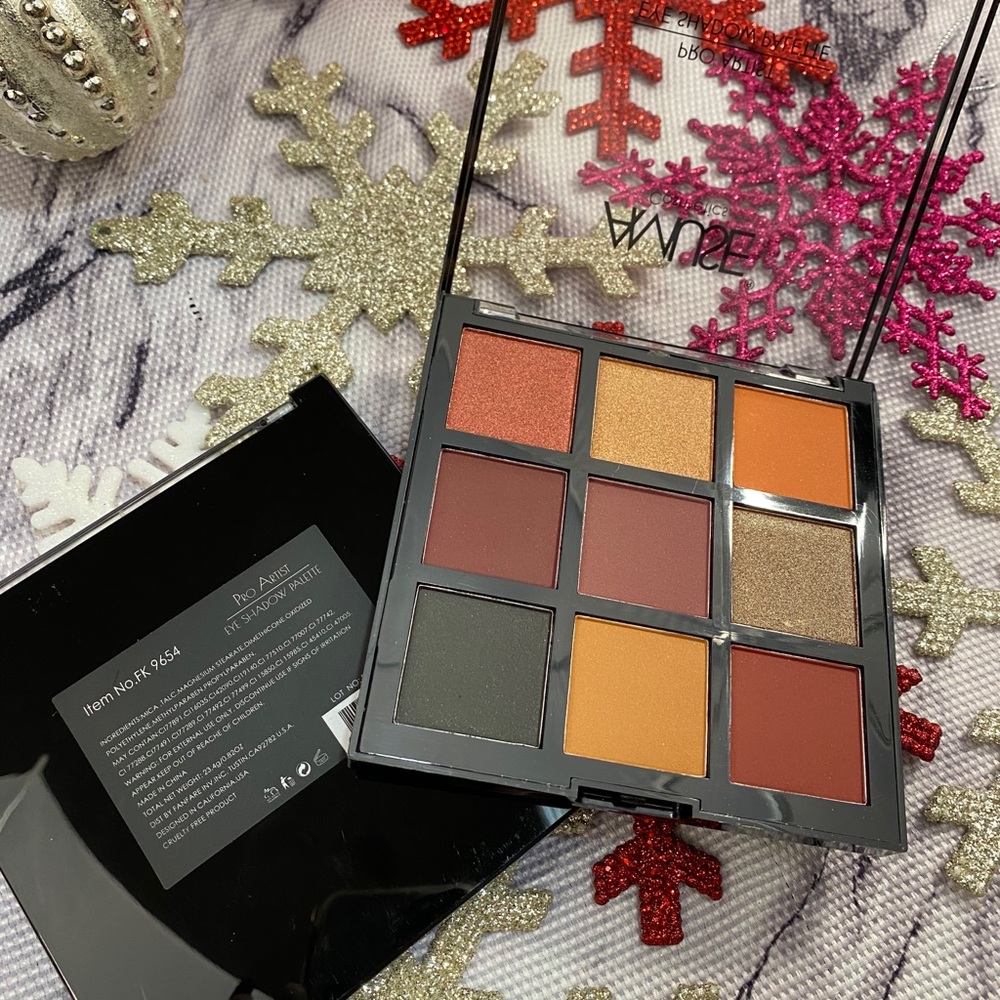 Amuse Pro Artist 9-Color Eyeshadow Palette